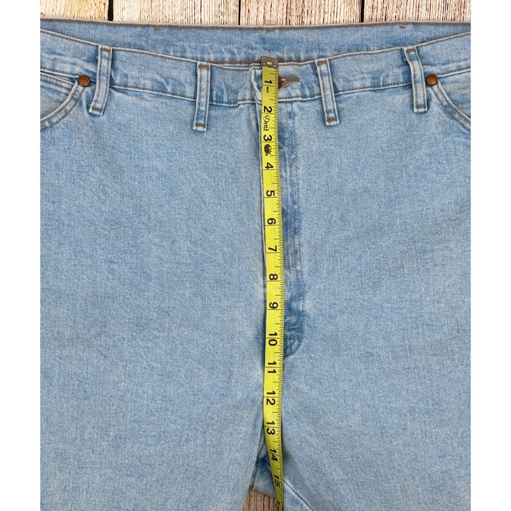 Wrangler Men's Jeans 44x32 Relaxed‎ Comfort Fit Denim Light Wash Blue Cotton - Picture 4 of 7